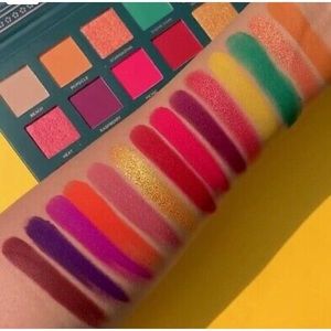 Ace Beaute Nostalgia Palette